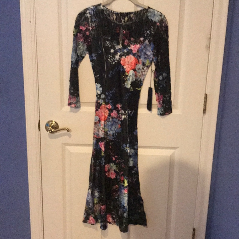 Komarov (size M) keyhole 3/4 sleeve dress